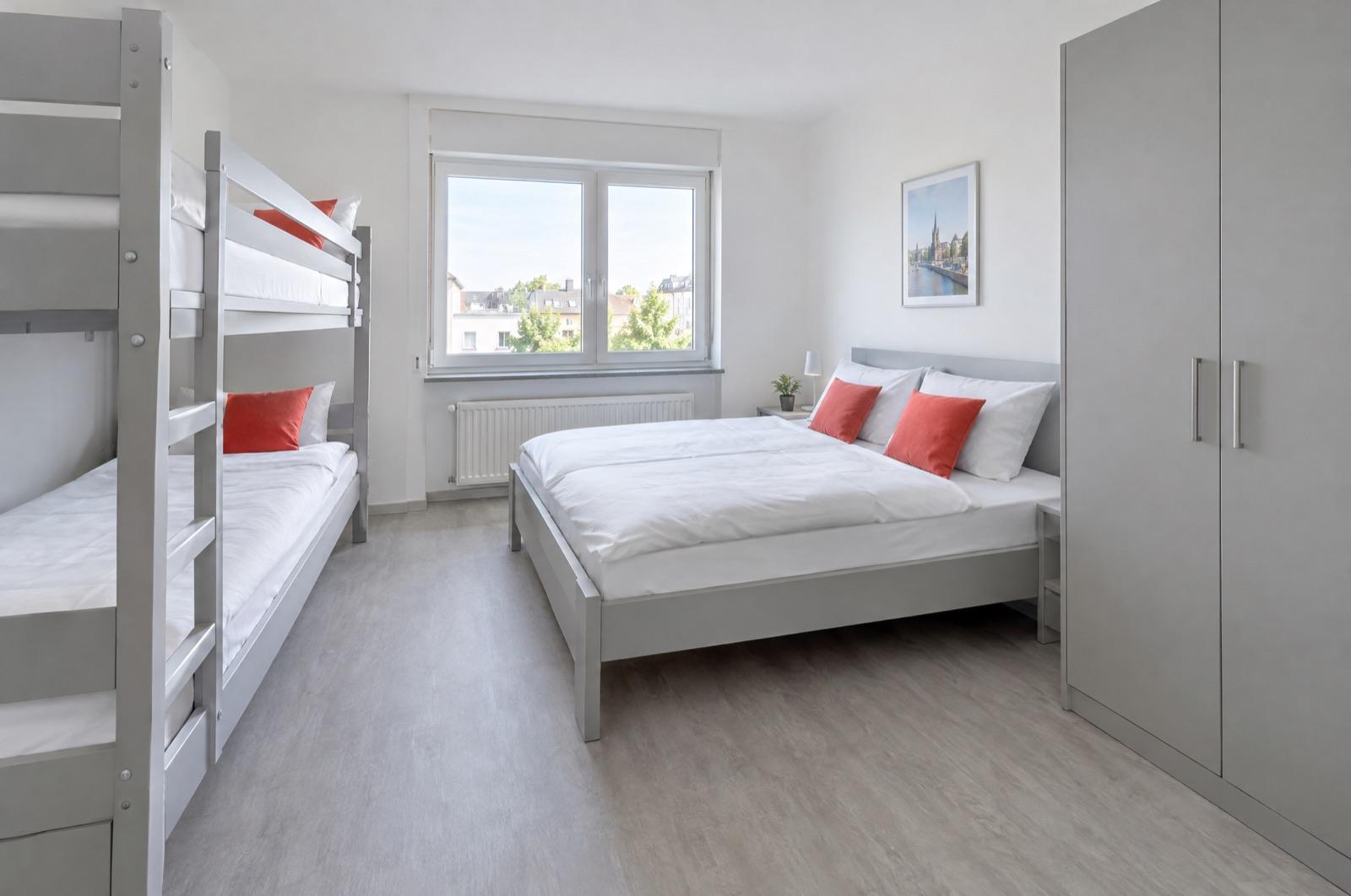 2-Zimmer-Apartment · 2. OG, Neue Linner Straße 42a, Krefeld